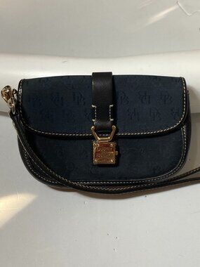 VINTAGE DOONEY & BOURKE 1975 Signature Monogram Flap Wristlet Clasp Clutch Navy